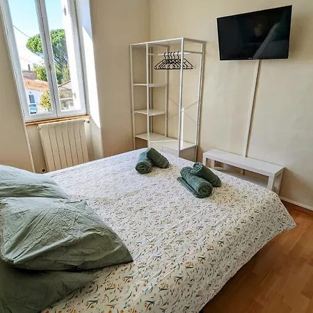 La Maison D'elise, 3 Chambres, Maison De Caractere Holiday home