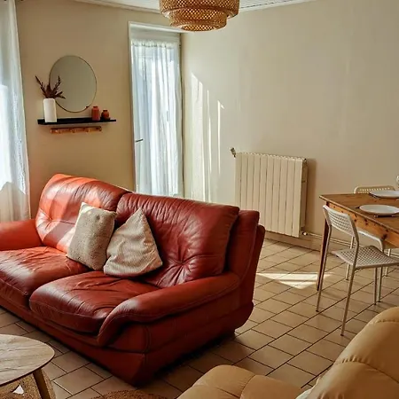 Holiday home La Maison D'elise, 3 Chambres, Maison De Caractere Plassac (Gironde)