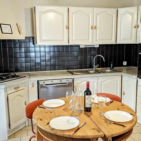 Holiday home La Maison D'elise, 3 Chambres, Maison De Caractere