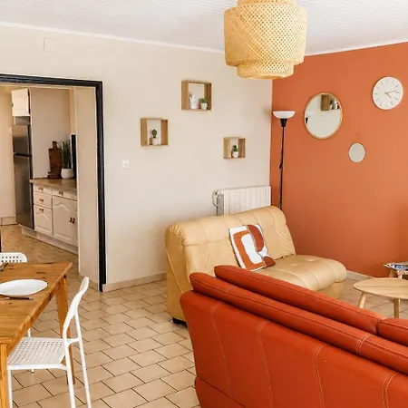 La Maison D'elise, 3 Chambres, Maison De Caractere Plassac (Gironde)