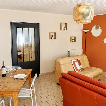 La Maison D'elise, 3 Chambres, Maison De Caractere Prázdninový dům Plassac (Gironde)