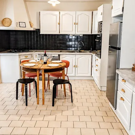 Prázdninový dům La Maison D'elise, 3 Chambres, Maison De Caractere *