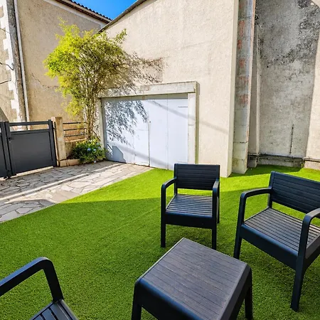 La Maison D'elise, 3 Chambres, Maison De Caractere * Plassac (Gironde)